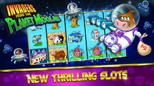 pisowin Philippines gaming platform hero banner showing sports and casino entertainment